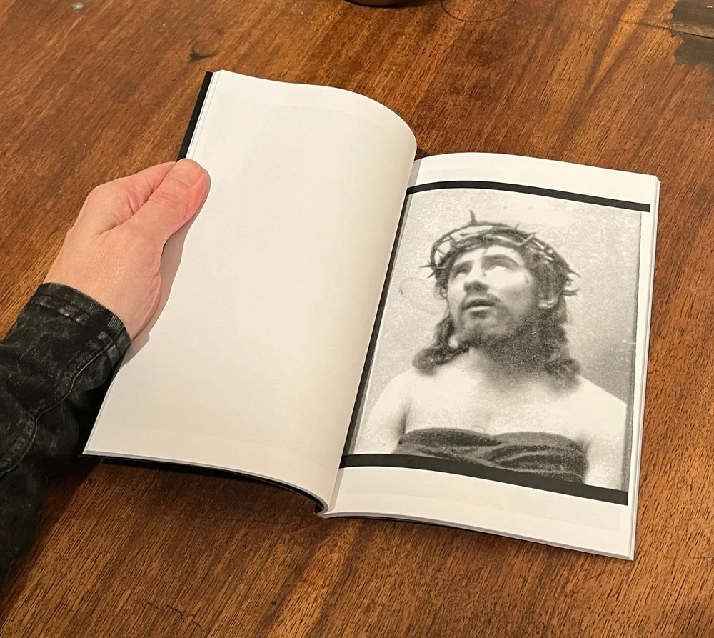Some Random Images Left by Dead People.... - Banks Violette
